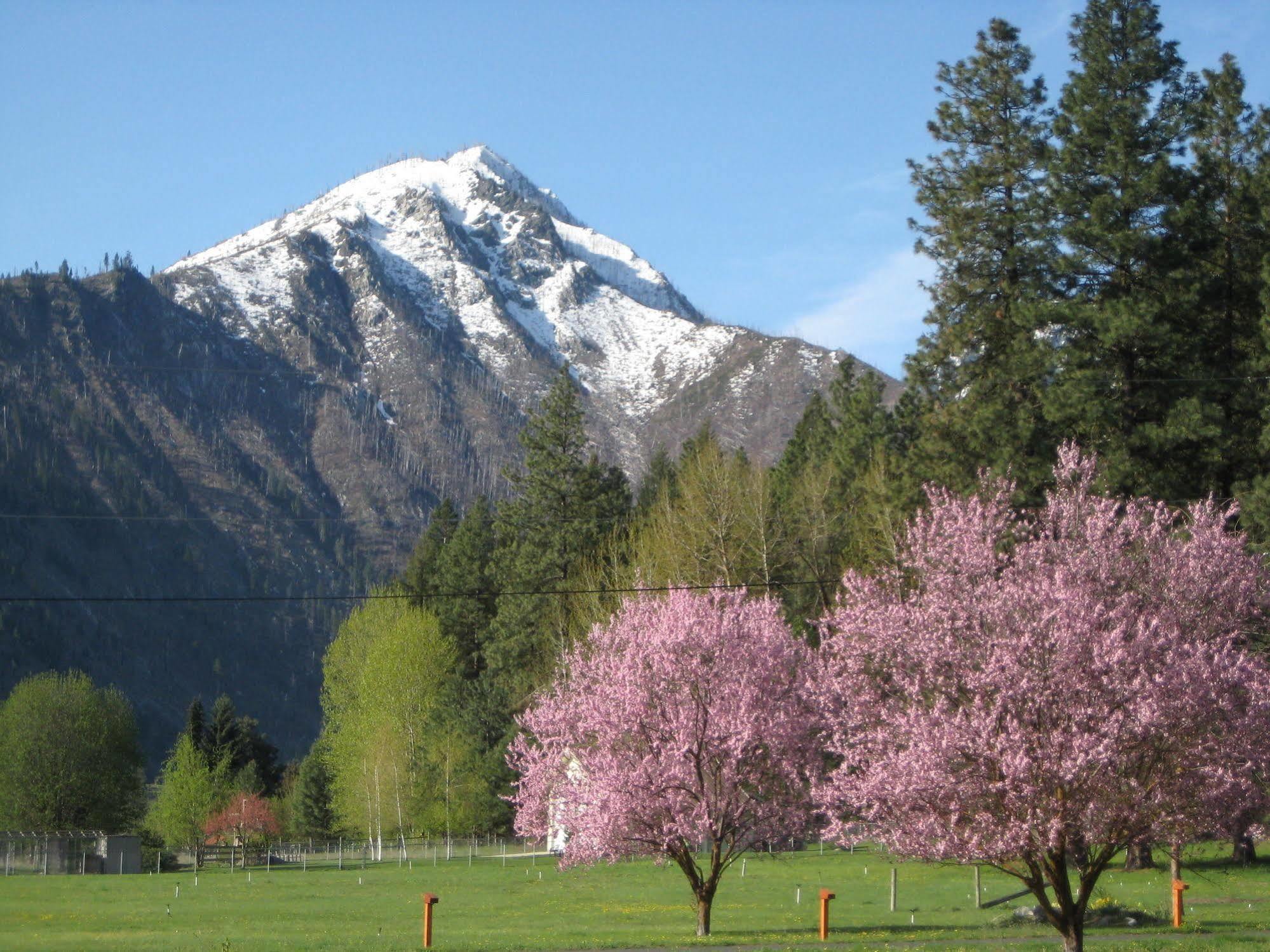 Granite Hills Inn Leavenworth Exteriör bild